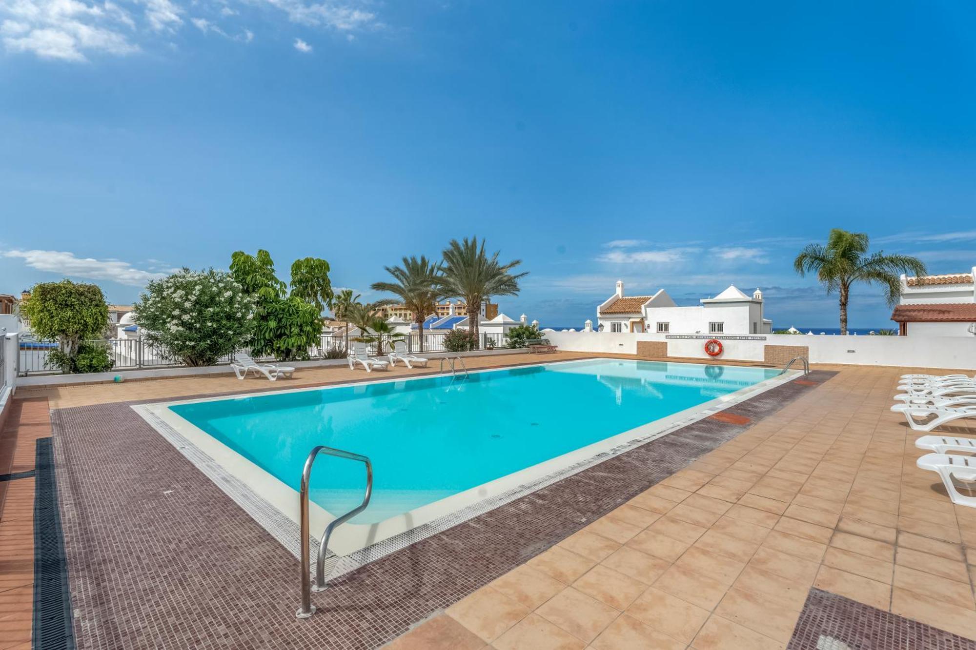 Beautifull Residencial Albatros By Paramount Holidays Costa Adeje  Exterior foto